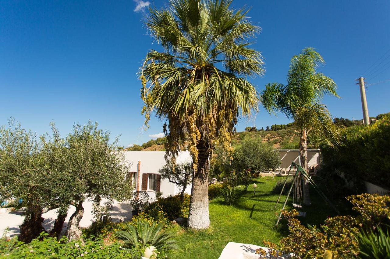 Villa Maria Una Finestra Sul Mare Valderice Exterior foto